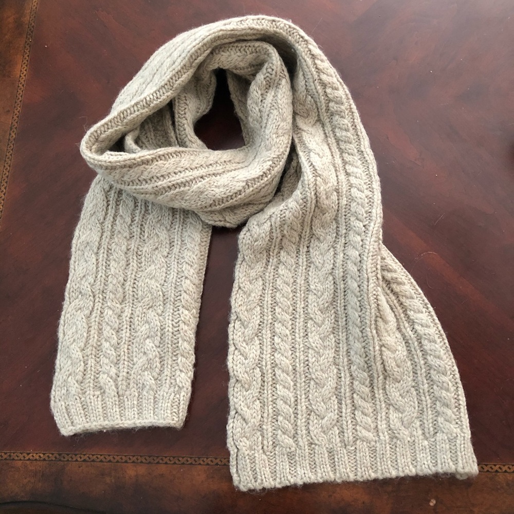 Cream cable knit scarf